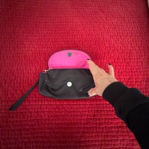 Isaac Mizrahi for Target Satin Clutch like new